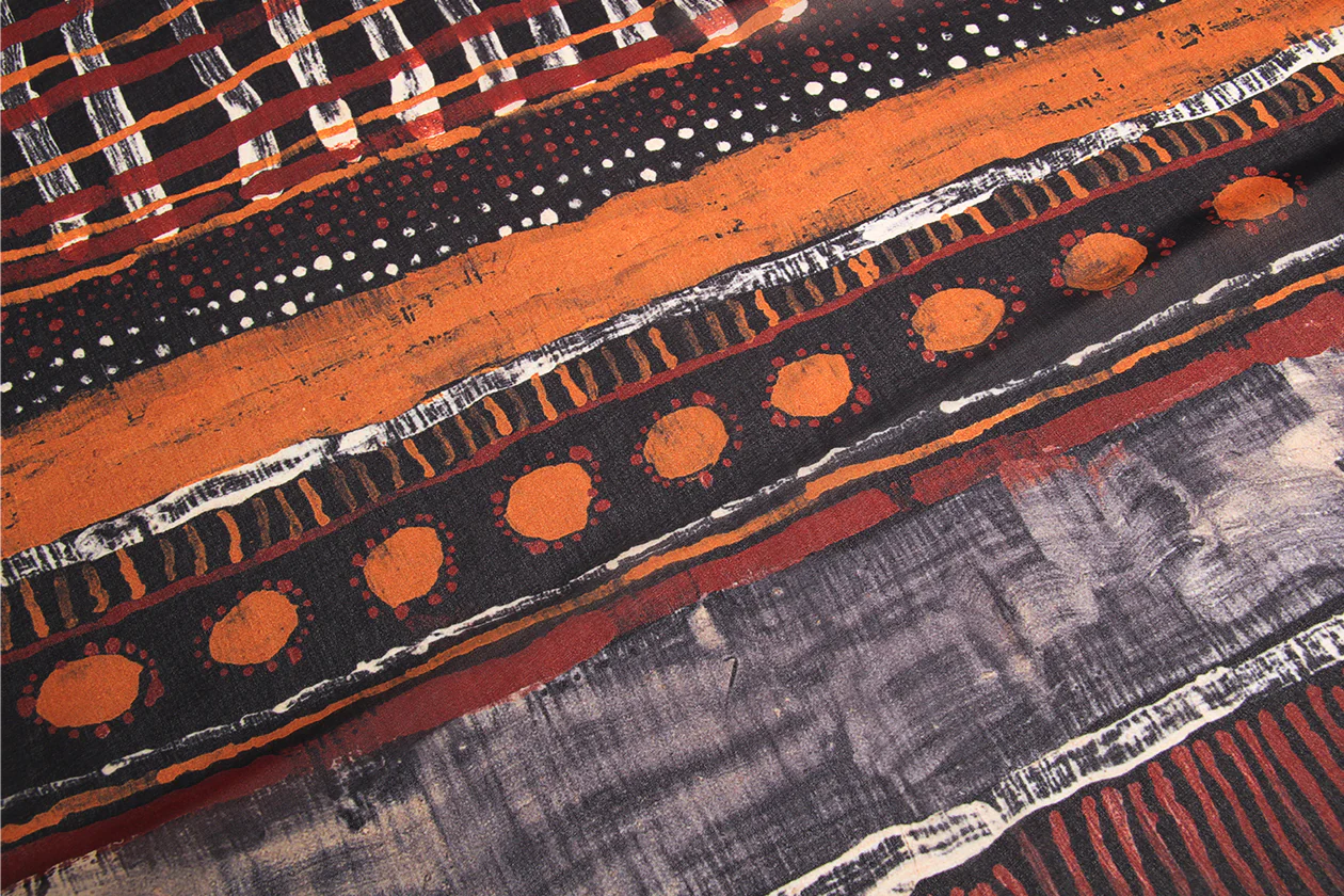 Scarf - Kutuwulumi Purawarrumpatu Kitty Kantilla, Untitled - Image 3